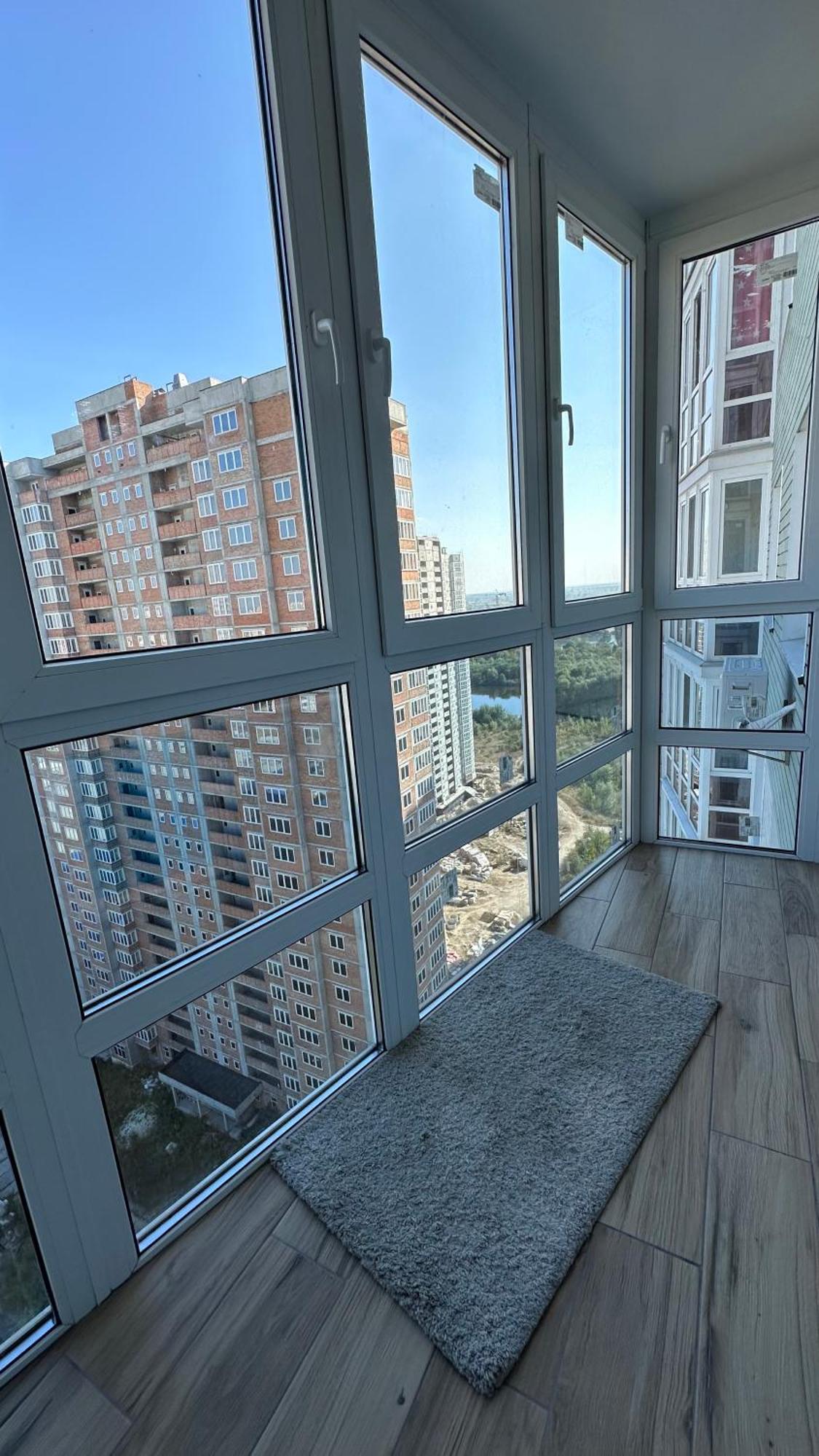 Є Генератор 1Кім Осокорки Вул Бориса Гмирі 20 Жк Патріотика Kyiv Exterior foto